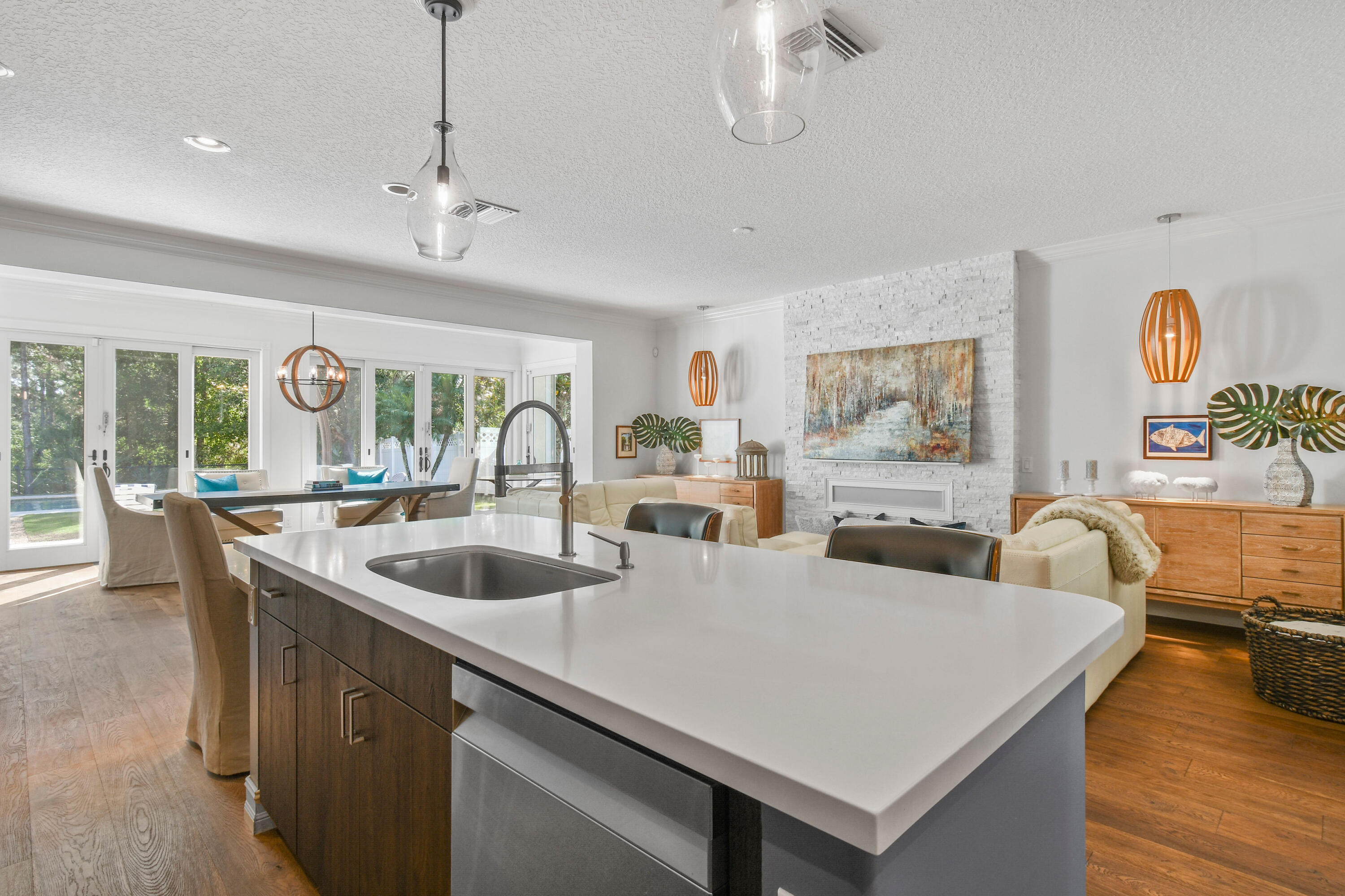 139 Florence Drive Jupiter, FL 33458 - Photo 21 of 78 139FlorenceDrive(18)