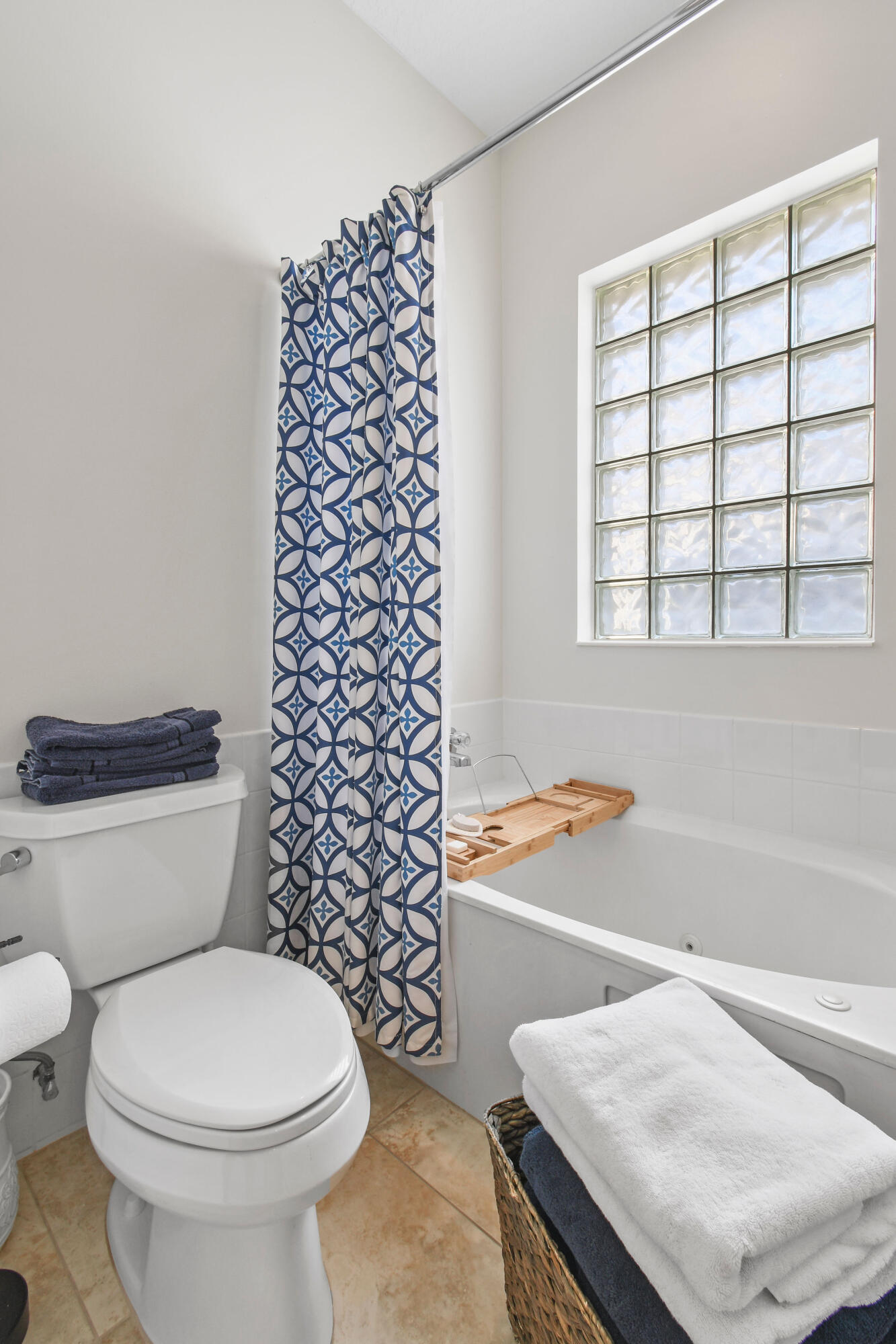 139 Florence Drive Jupiter, FL 33458 - Photo 40 of 78 139FlorenceDrive(37)