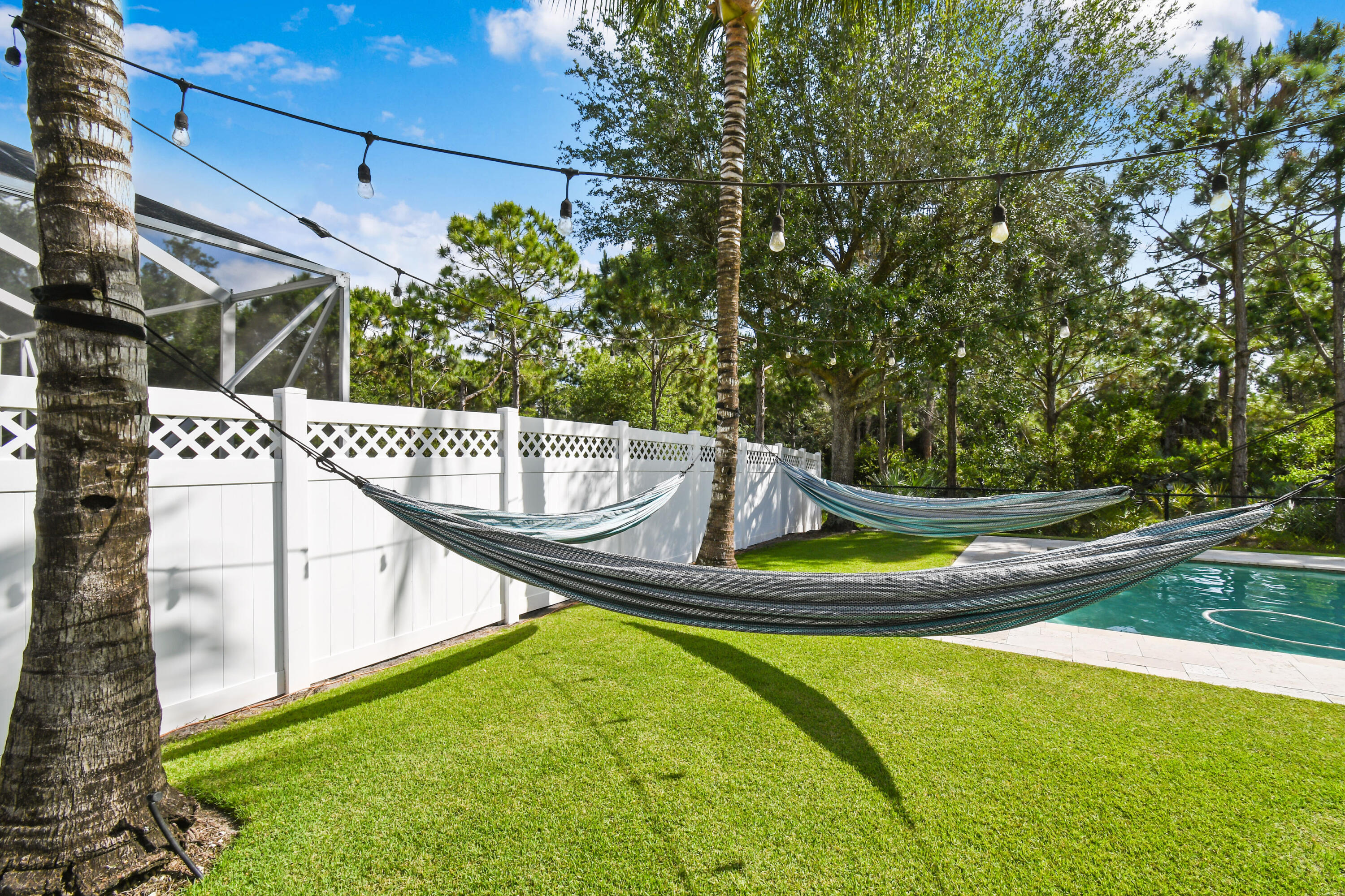 139 Florence Drive Jupiter, FL 33458 - Photo 73 of 78 139FlorenceDrive(69)