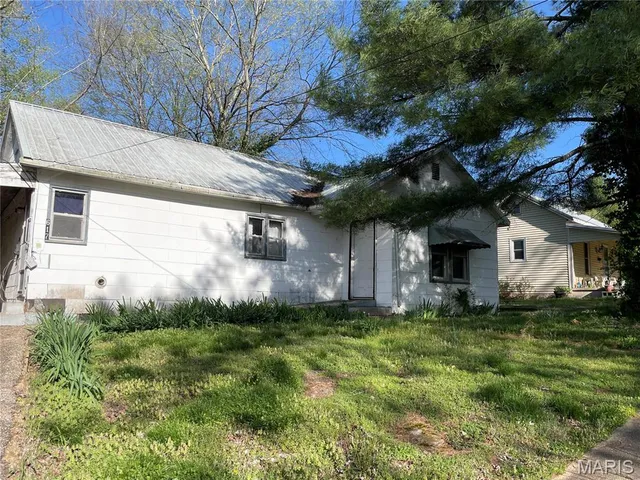 $69,900 | 617 North 3rd Street, Piedmont, MO 63957