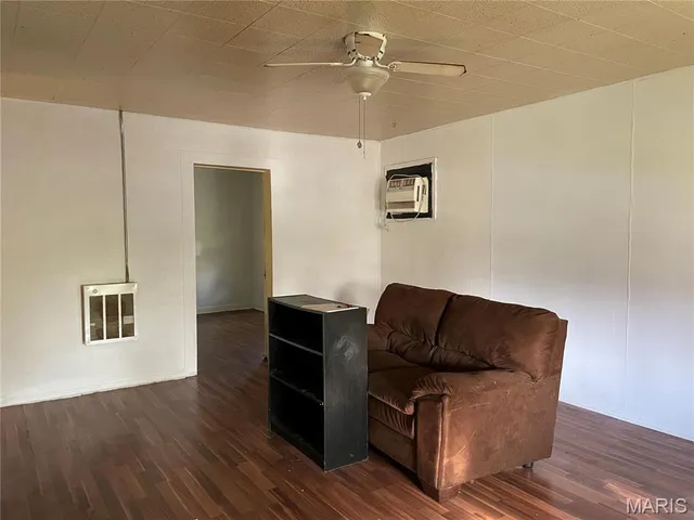 $69,900 | 617 North 3rd Street, Piedmont, MO 63957