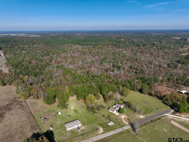 $476,700 | 21695 County Road 240, Tyler, TX 75705