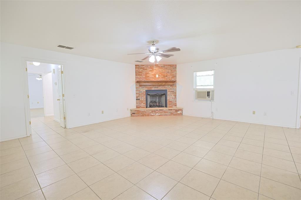2550 West Lucas Road Lucas, TX 75002 - Photo 5 of 25