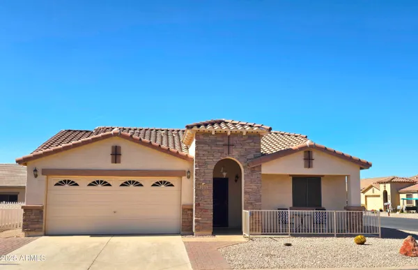 $340,000 | 2101 South Meridian Road, Unit 205, Apache Junction, AZ 85120