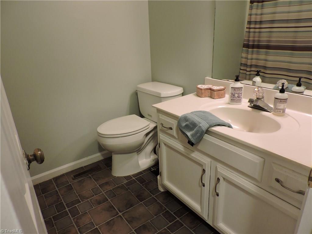 7116 North River Road Oak Ridge, NC 27310 - Photo 11 of 22