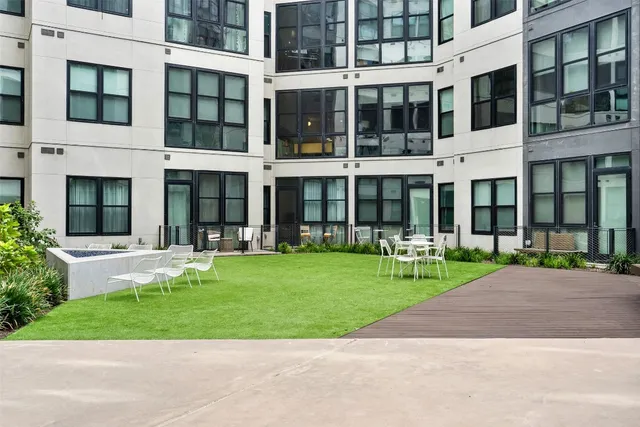 $1,498,000 | 800 Embassy Drive, Unit 605, Austin, TX 78702