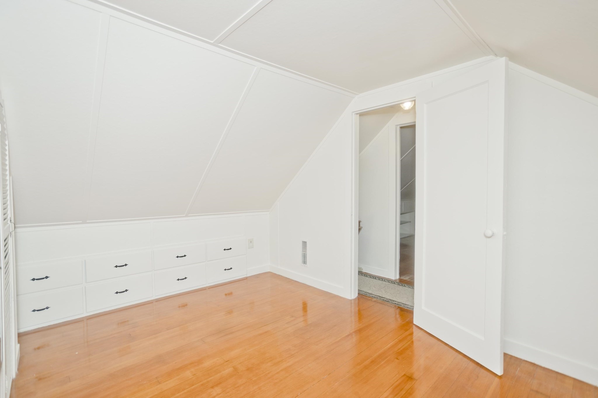 55 Arden Street Springfield, MA 01118 - Photo 25 of 32 Gallery Image 25