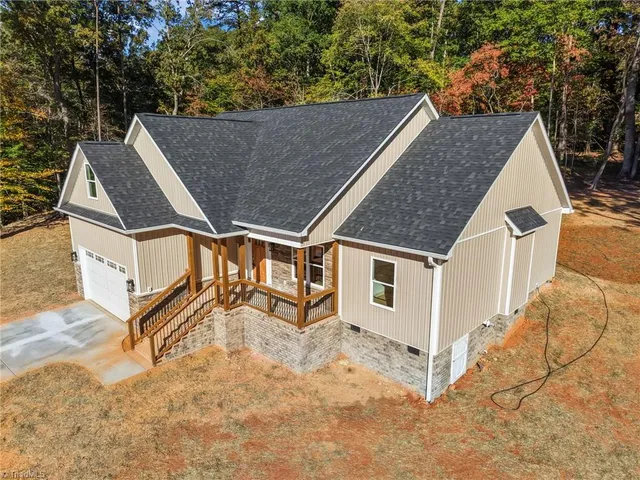 $415,000 | 515 Woods Drive, Randleman, NC 27317
