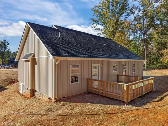 $415,000 | 515 Woods Drive, Randleman, NC 27317