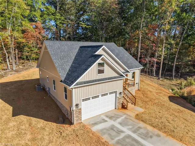 $415,000 | 515 Woods Drive, Randleman, NC 27317