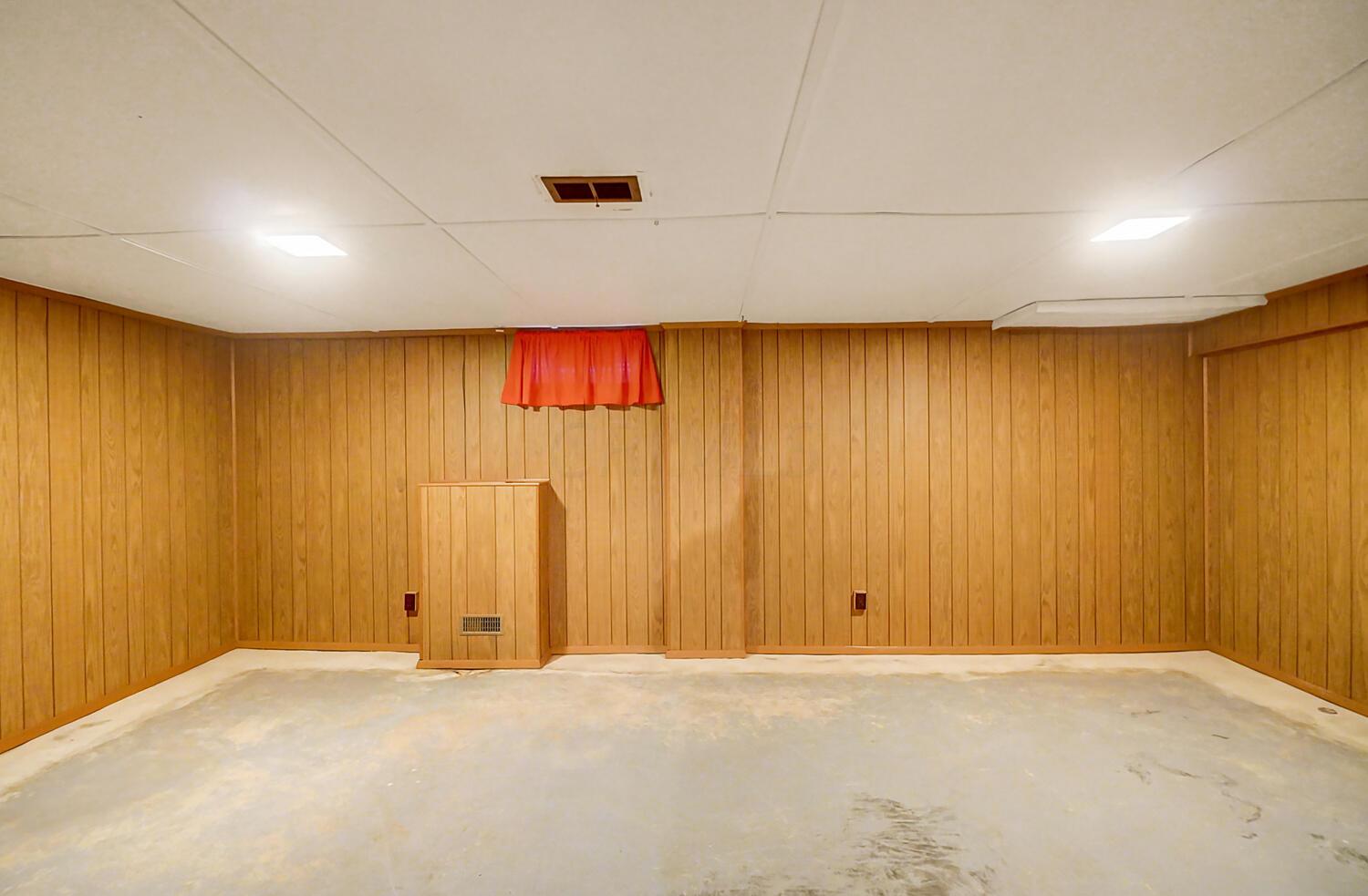 895 Chestershire Road Columbus, OH 43204 - Photo 25 of 34 50045175-036_web