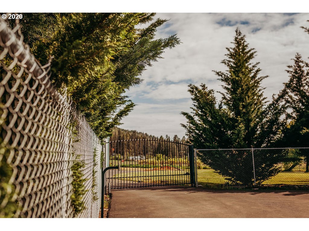2052 Nonpareil Road Sutherlin, OR 97479 - Photo 11 of 11