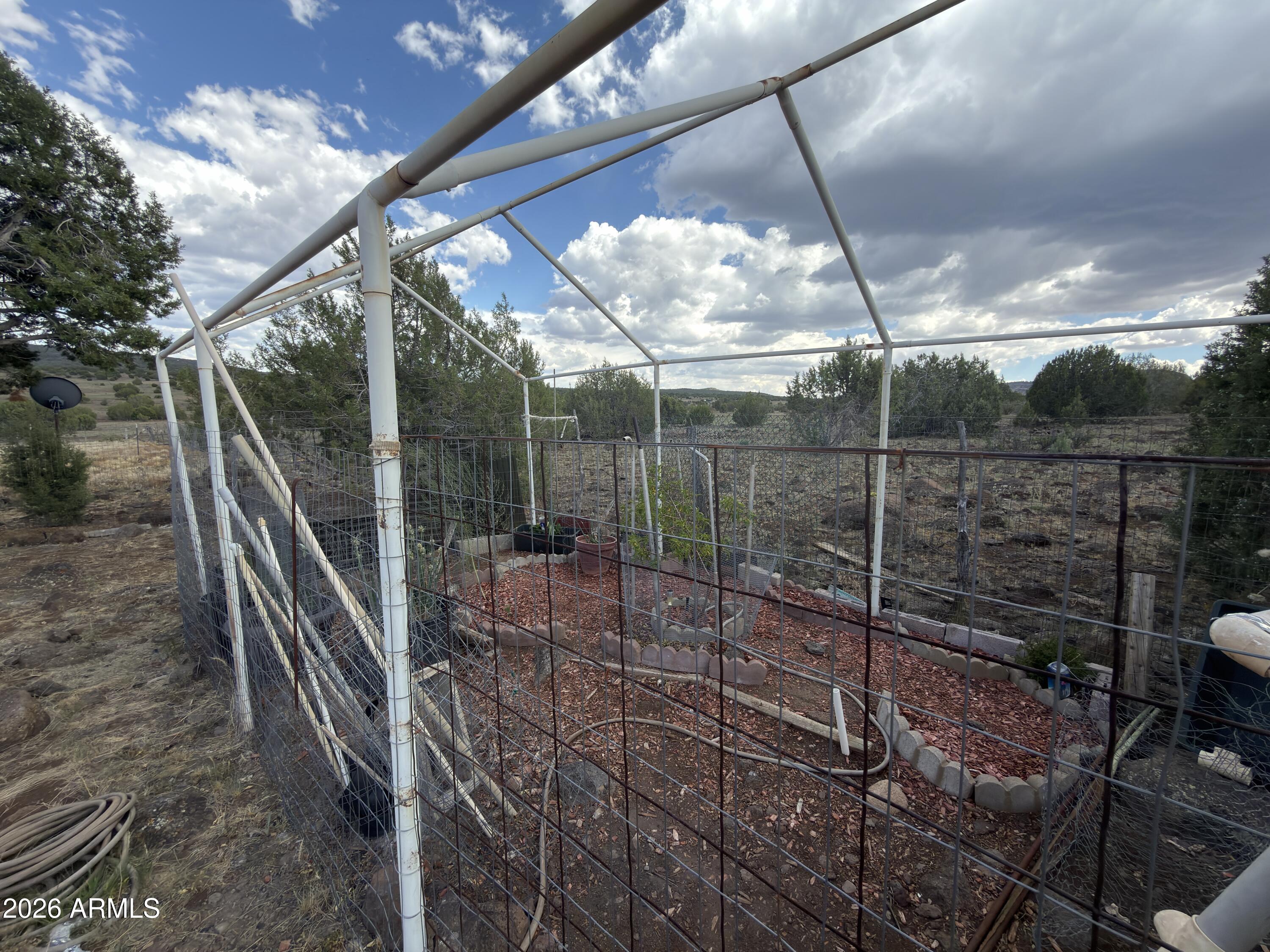 21750 Ranch Road Williams, AZ 86046 - Photo 31 of 47 Greenhouse