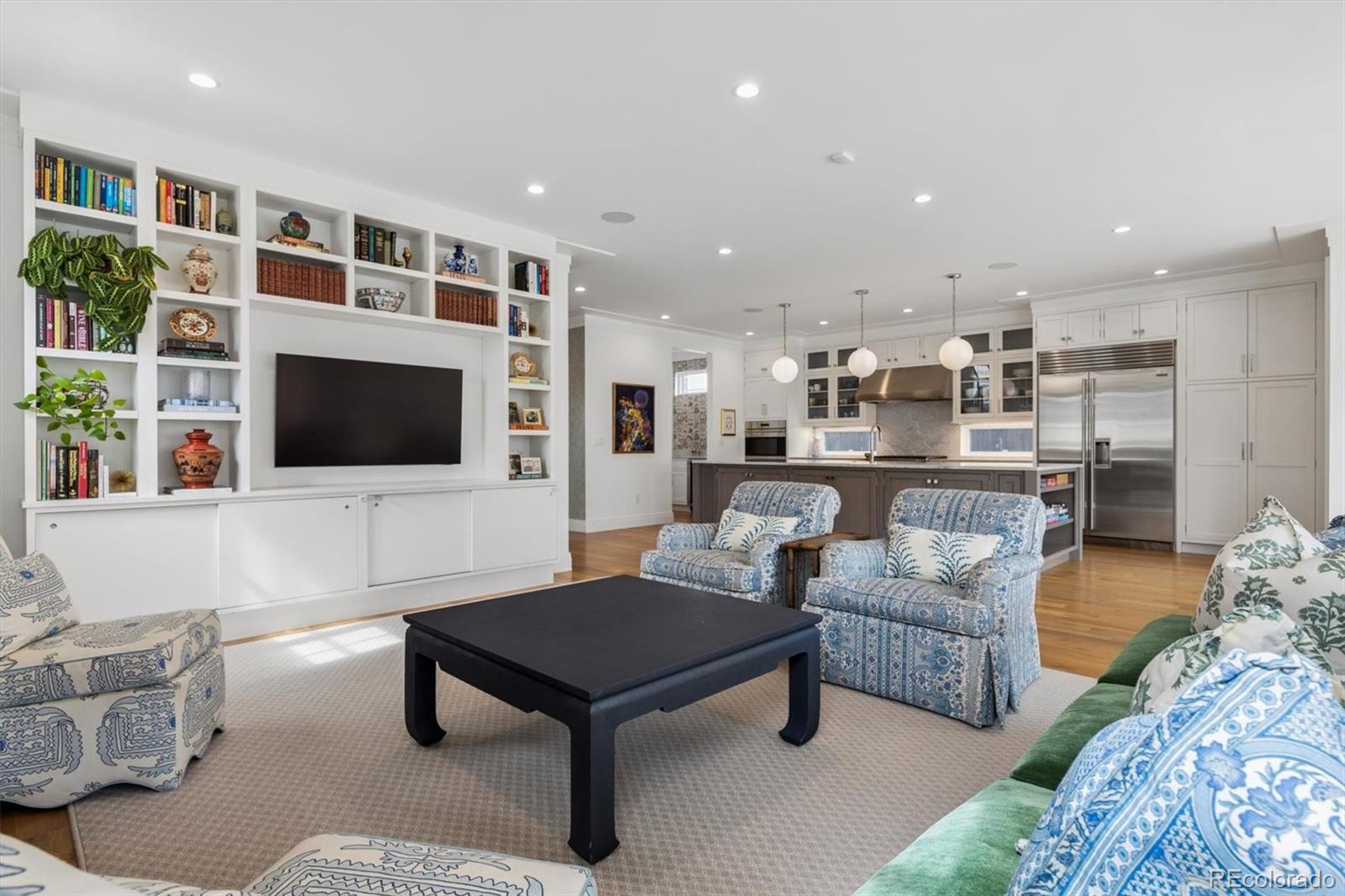 792 South High Street Denver, CO 80209 - Photo 8 of 44