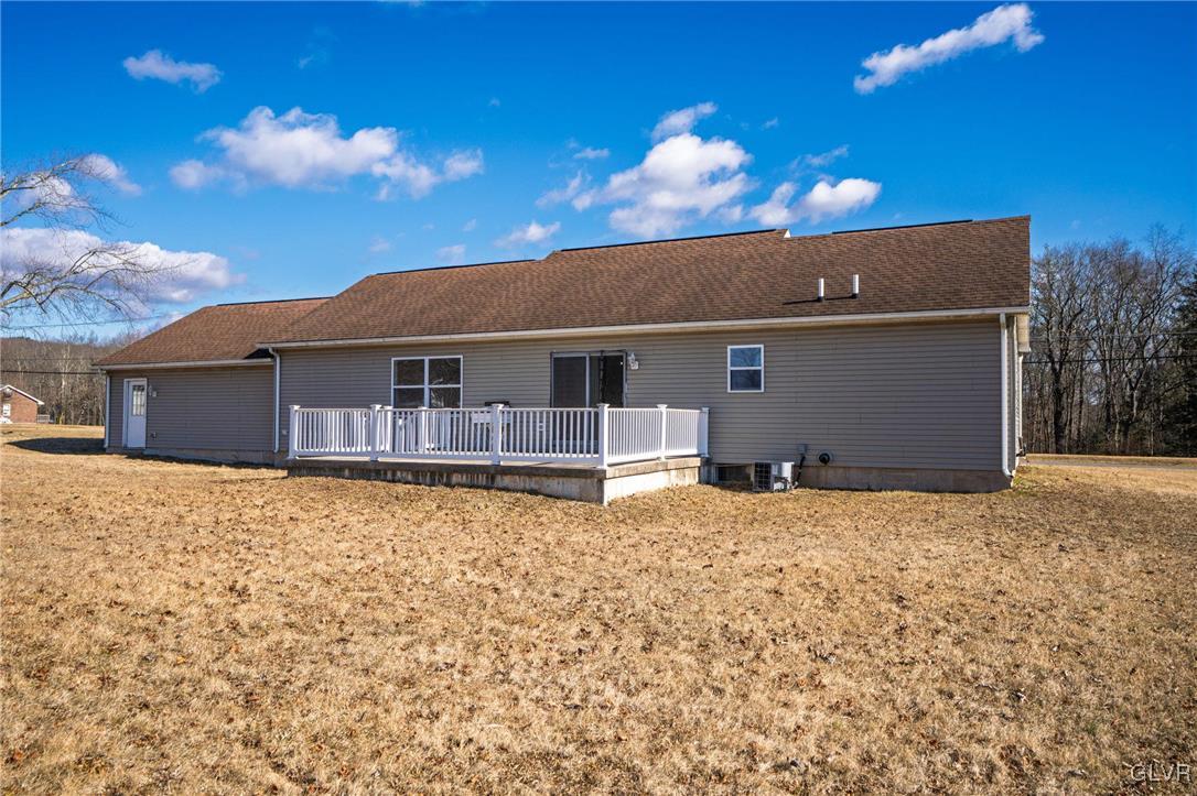 407 Mill Road Lehighton, PA 18235 - Photo 37 of 39 Gallery Image 37