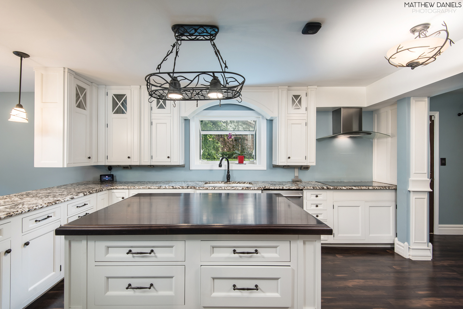 584 Aberdeen Road Frankfort, IL 60423 - Photo 17 of 60 a kitchen with kitchen island granite countertop stainless steel appliances a sink stove and cabinets
