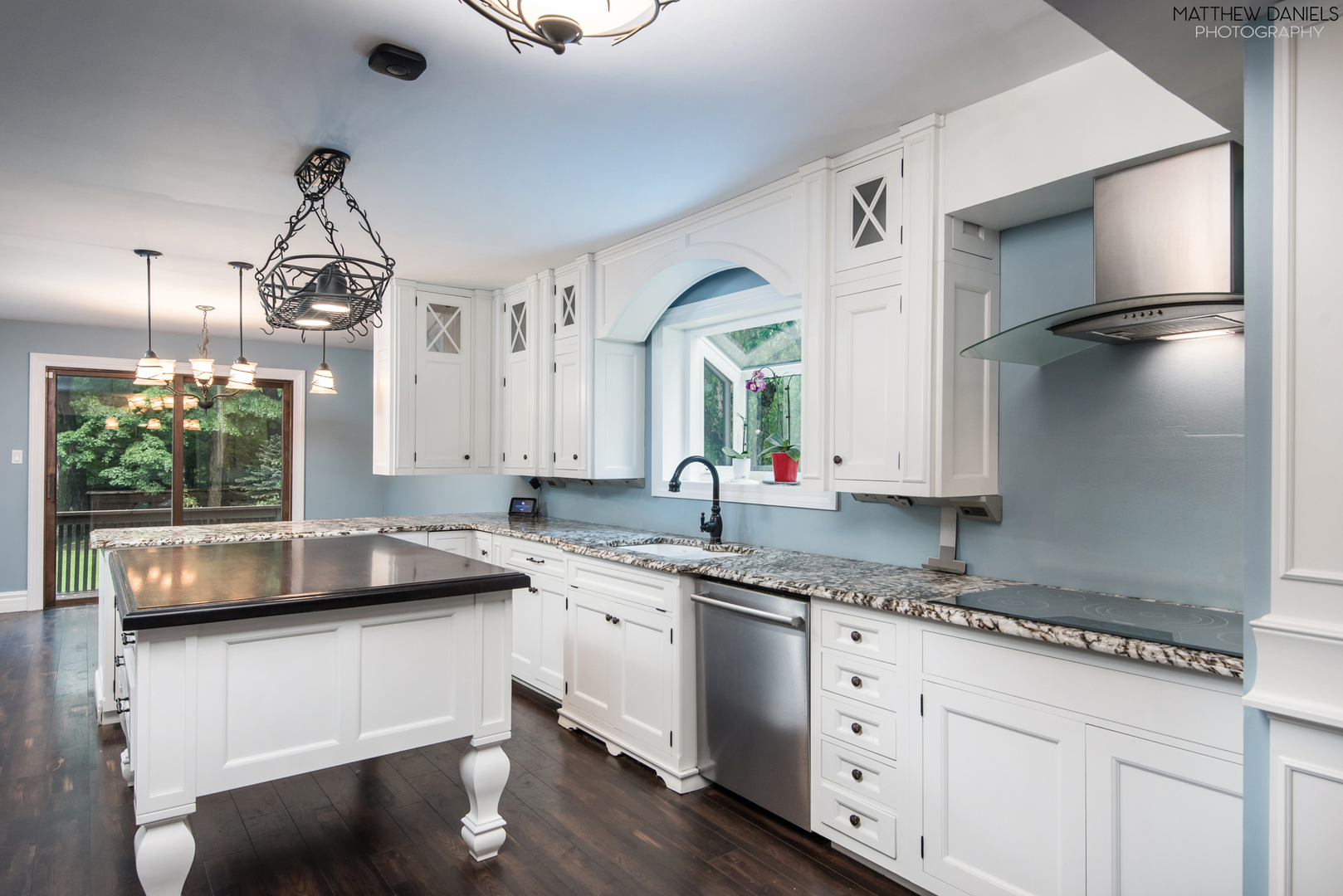 584 Aberdeen Road Frankfort, IL 60423 - Photo 18 of 60 a kitchen with a sink cabinets and window