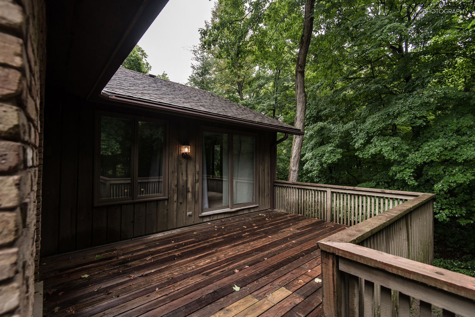 584 Aberdeen Road Frankfort, IL 60423 - Photo 53 of 60 a view of a balcony