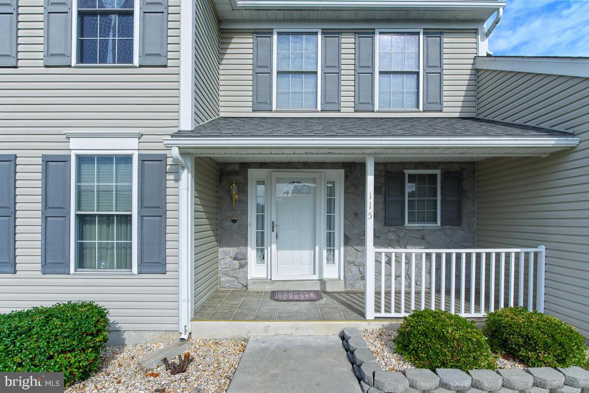 115 Eagles Lane Sinking Spring, PA 19608 - Photo 3 of 25 Gallery Image 3