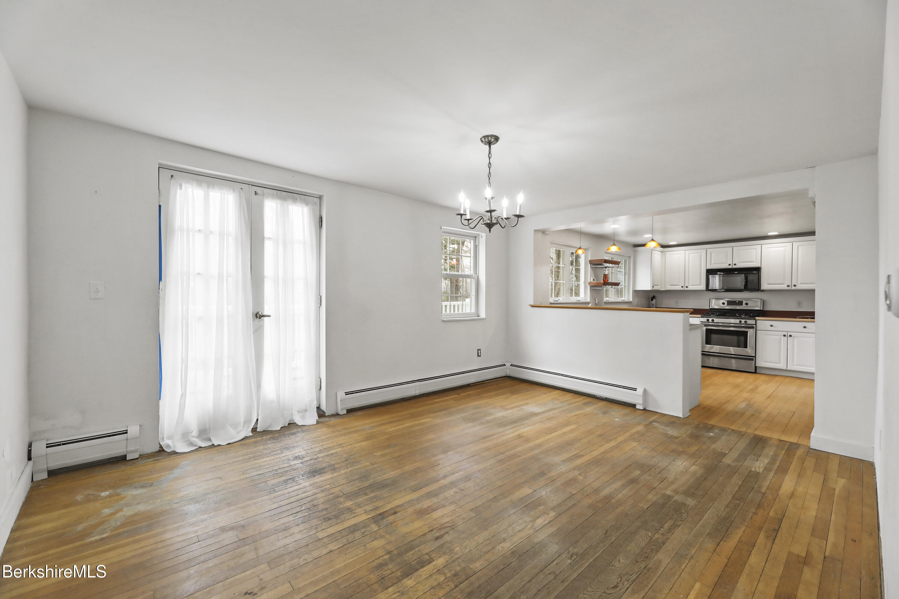 26 Old Stockbridge Road, Unit 2 Lenox, MA 01240 - Photo 15 of 30 Dining Room