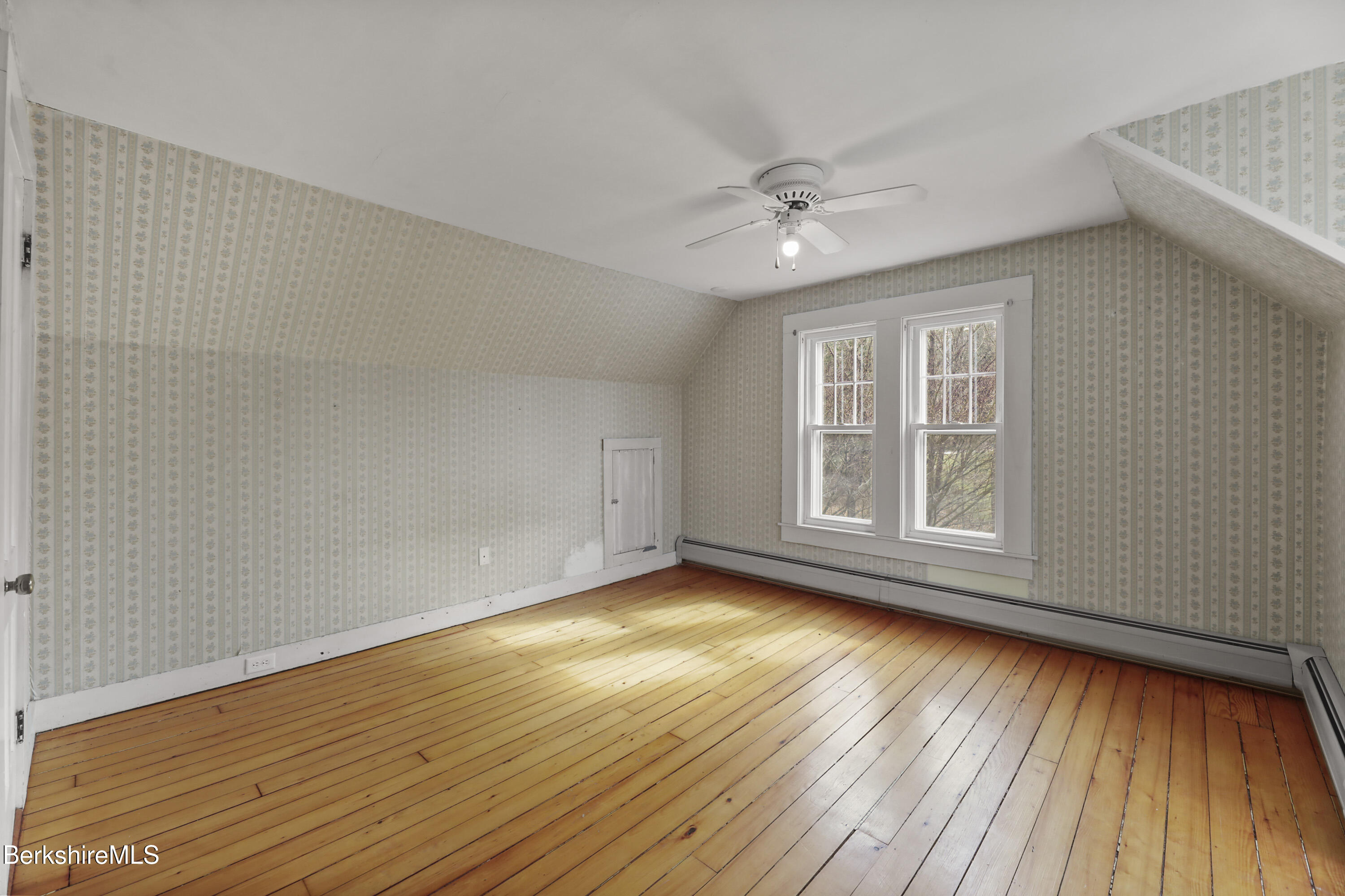 26 Old Stockbridge Road, Unit 2 Lenox, MA 01240 - Photo 25 of 30 Upper Level Bedroom 2