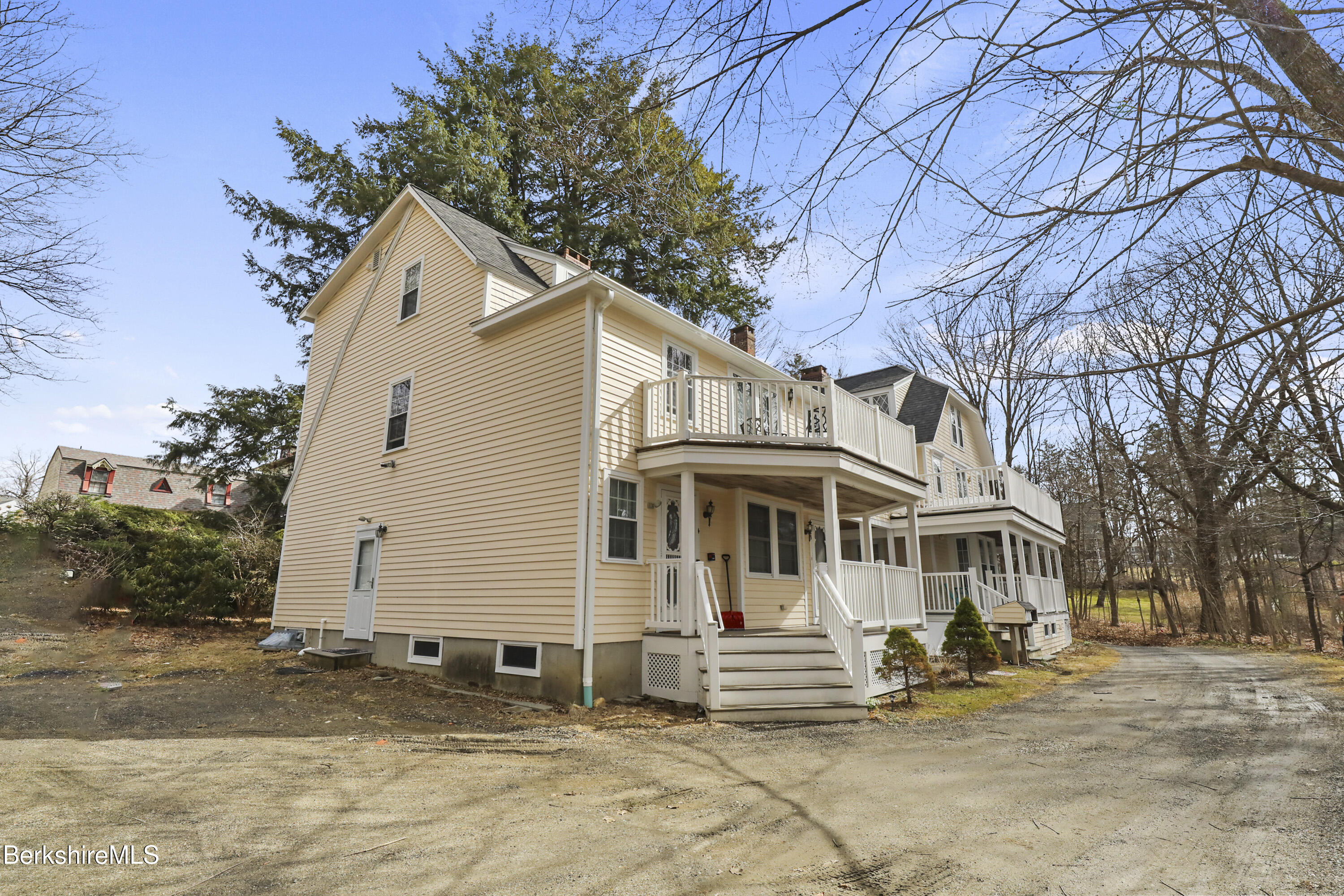 26 Old Stockbridge Road, Unit 2 Lenox, MA 01240 - Photo 4 of 30 Rear