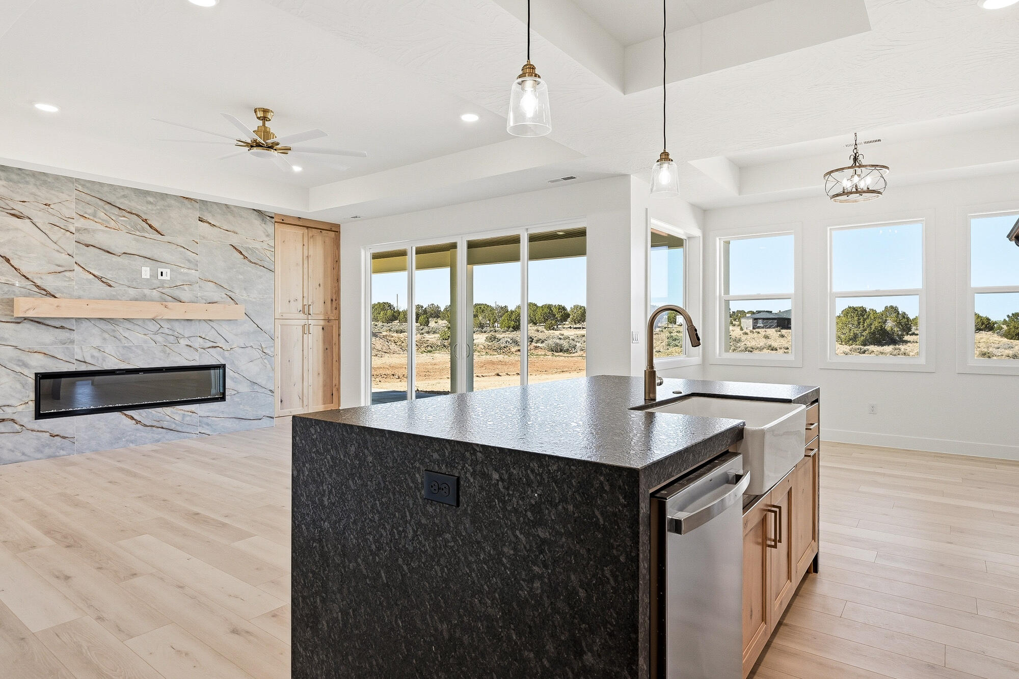 4192 West Midvalley Road Cedar City, UT 84721 - Photo 19 of 59 4192 W Midvalley Updates-24