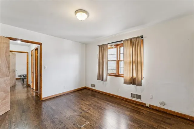 $179,900 | 7210 Hullwood Avenue, Kansas City, MO 64133