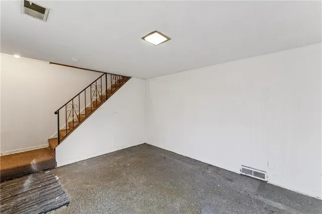 $179,900 | 7210 Hullwood Avenue, Kansas City, MO 64133