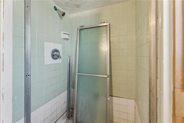 $179,900 | 7210 Hullwood Avenue, Kansas City, MO 64133