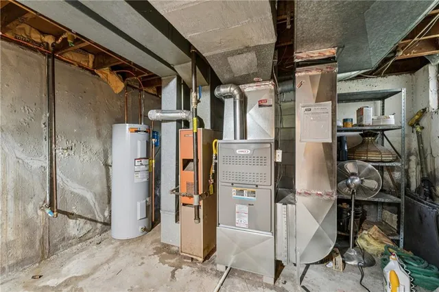 $179,900 | 7210 Hullwood Avenue, Kansas City, MO 64133