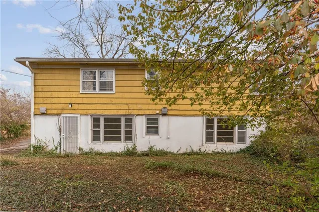 $179,900 | 7210 Hullwood Avenue, Kansas City, MO 64133
