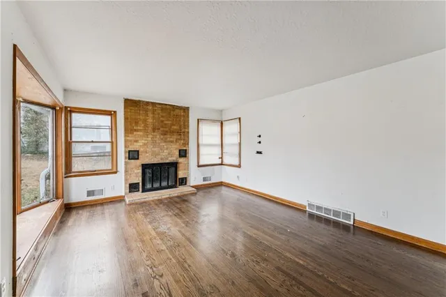 $179,900 | 7210 Hullwood Avenue, Kansas City, MO 64133
