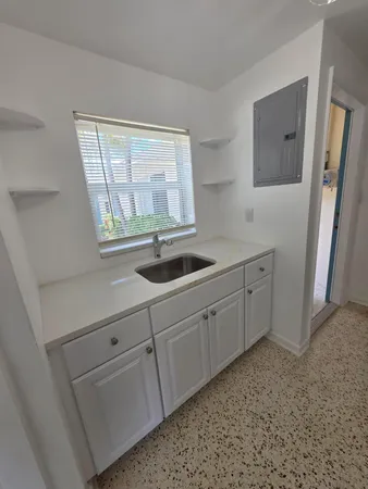 $1,675 | 1216 Cabana Road, Unit 4, Singer Island, FL 33404
