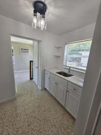 $1,675 | 1216 Cabana Road, Unit 4, Singer Island, FL 33404