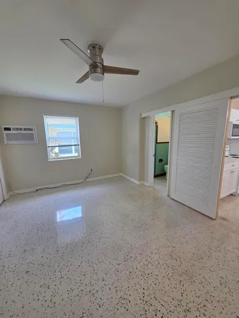 $1,675 | 1216 Cabana Road, Unit 4, Singer Island, FL 33404