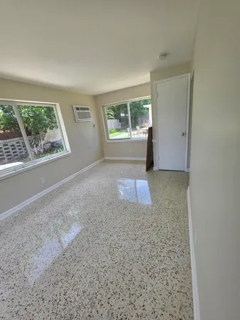 $1,675 | 1216 Cabana Road, Unit 4, Singer Island, FL 33404