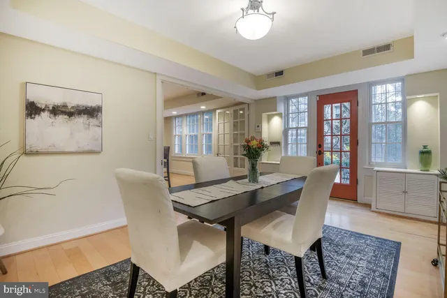 $689,500 | 1661 Crescent Place Northwest, Unit 102, Washington, DC 20009