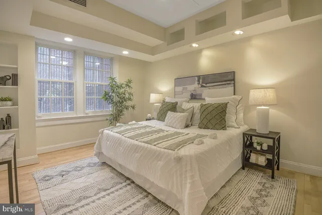 $689,500 | 1661 Crescent Place Northwest, Unit 102, Washington, DC 20009