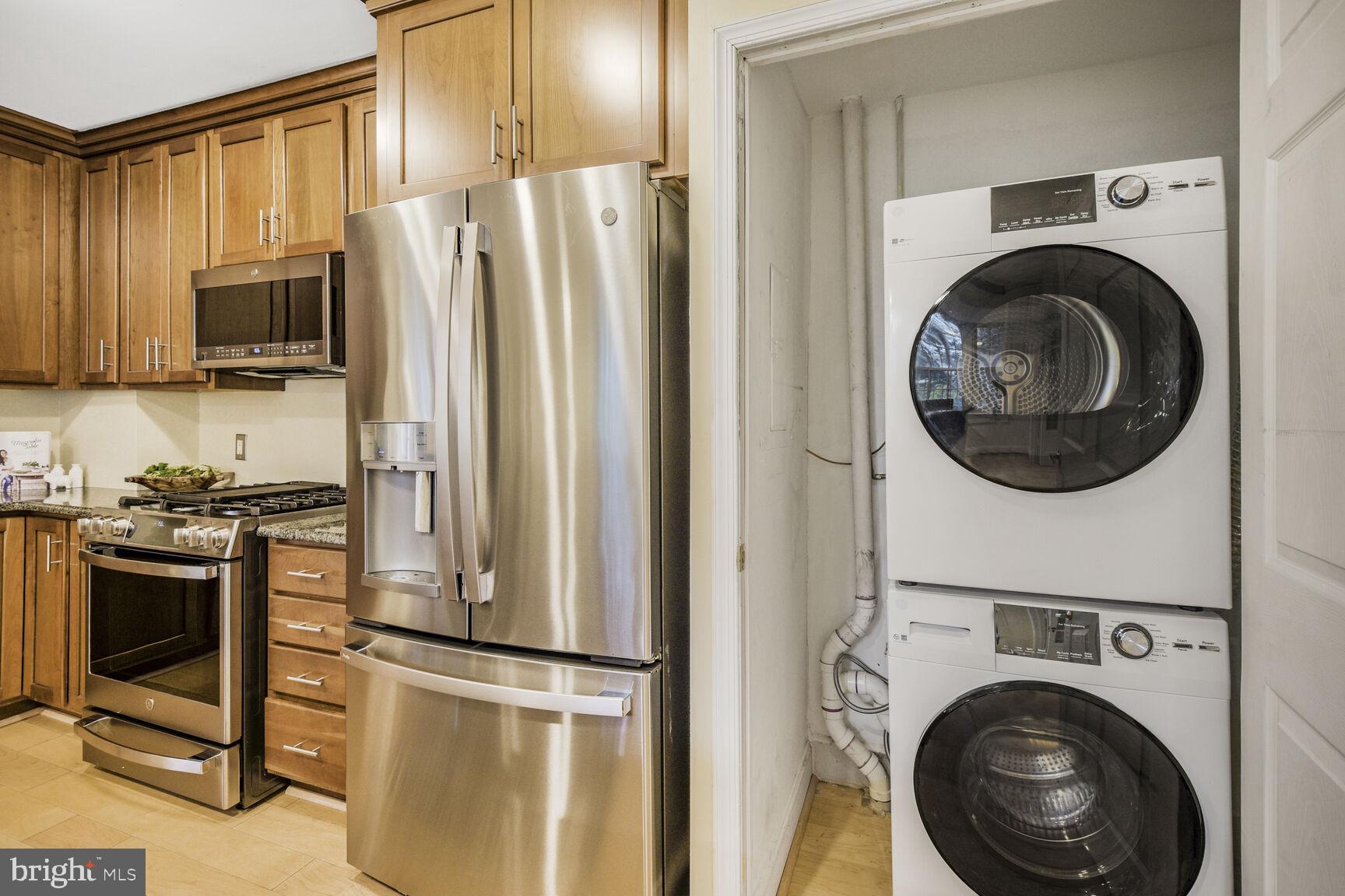 1661 Crescent Place Northwest, Unit 102 Washington, DC 20009 - Photo 23 of 34 In-Unit Washer and Dryer