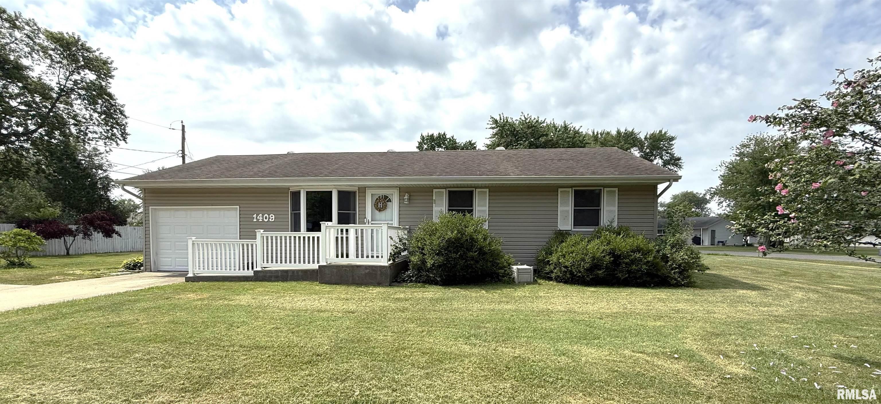 1409 Rig Street Salem, IL 62881 - Photo 1 of 16