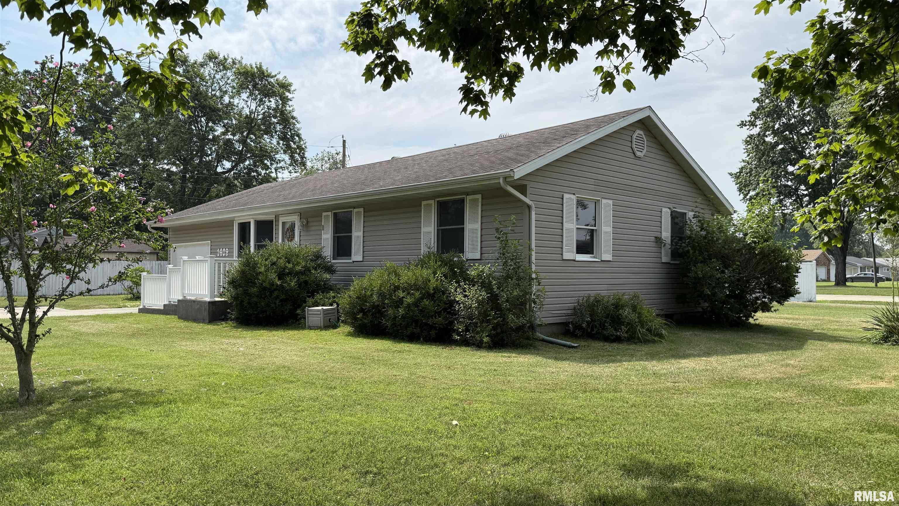 1409 Rig Street Salem, IL 62881 - Photo 12 of 16