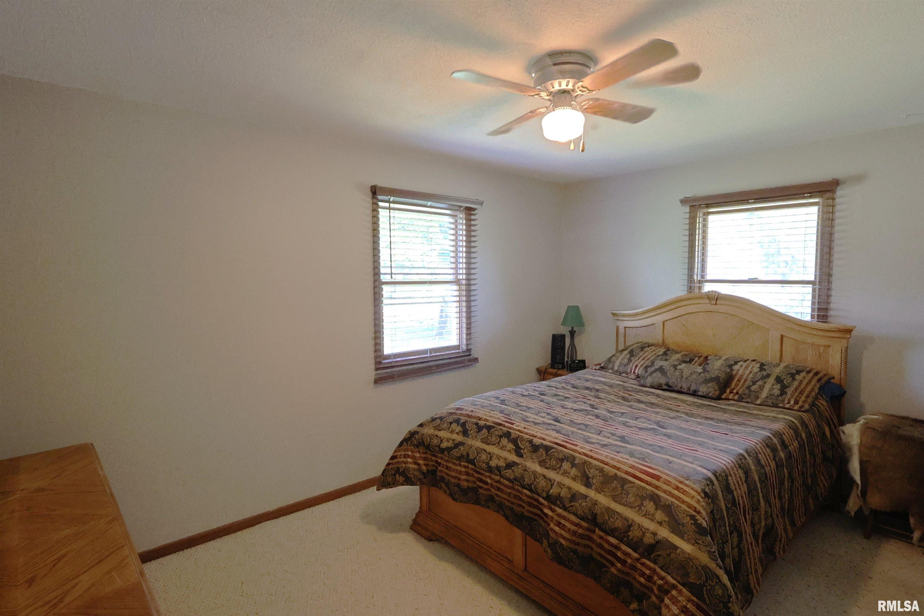 1409 Rig Street Salem, IL 62881 - Photo 8 of 16