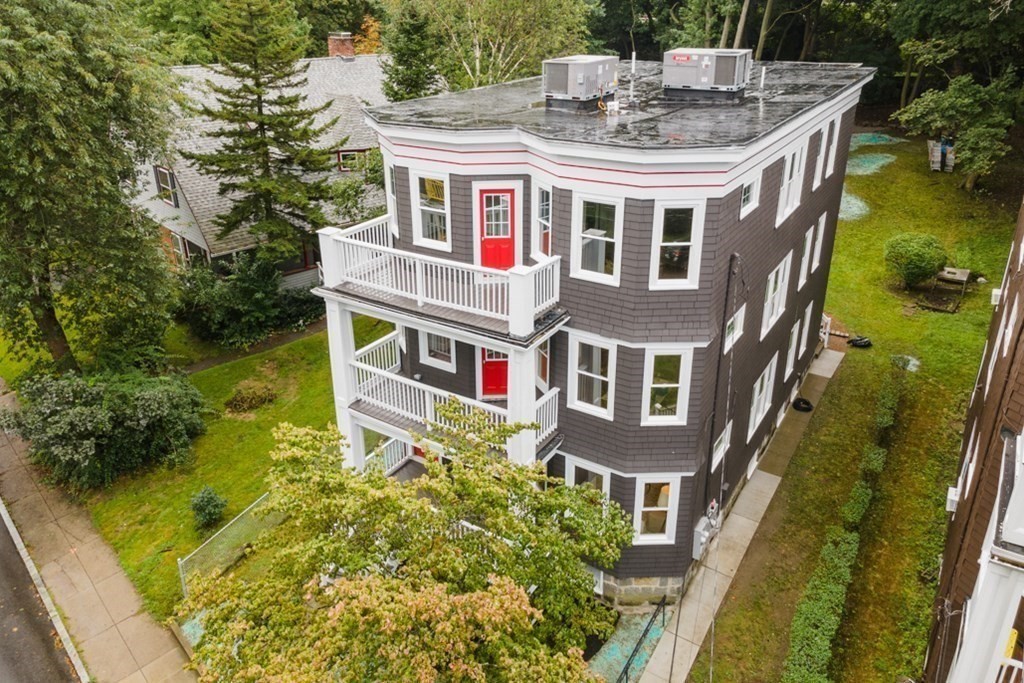 38 Robeson Street, Unit 1 Boston, MA 02130 - Photo 3 of 39 Gallery Image 3