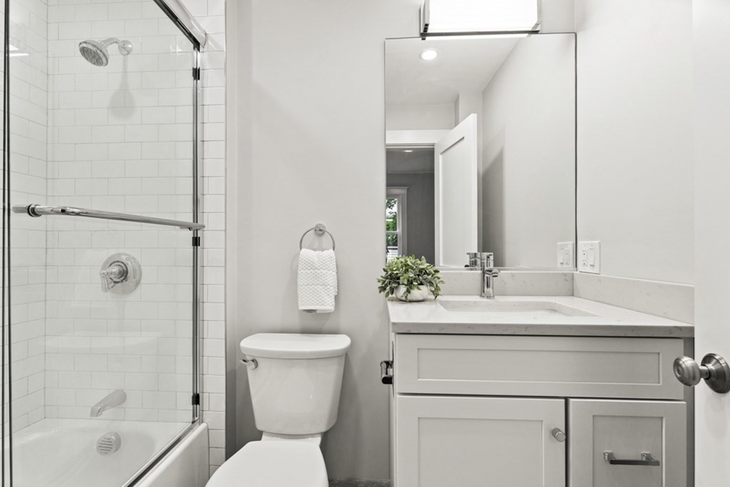 38 Robeson Street, Unit 1 Boston, MA 02130 - Photo 10 of 39 Gallery Image 10