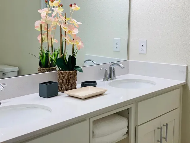 $329,000 | 3121 Paradox Circle, Unit 307, Kissimmee, FL 34746