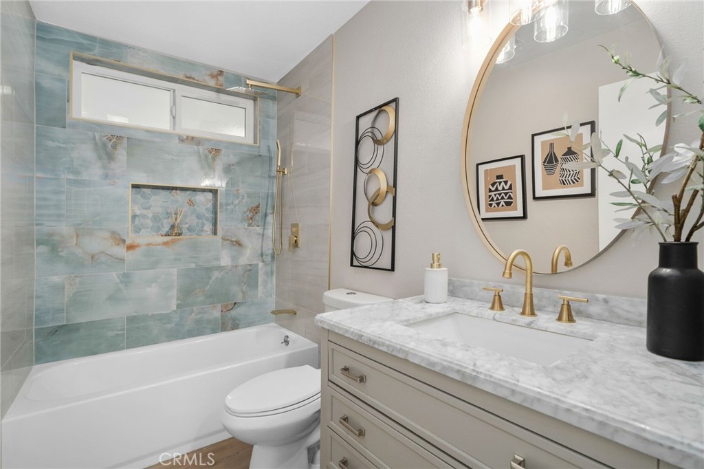 7285 Teak Way Rancho Cucamonga, CA 91701 - Photo 17 of 33 Second Bathroom