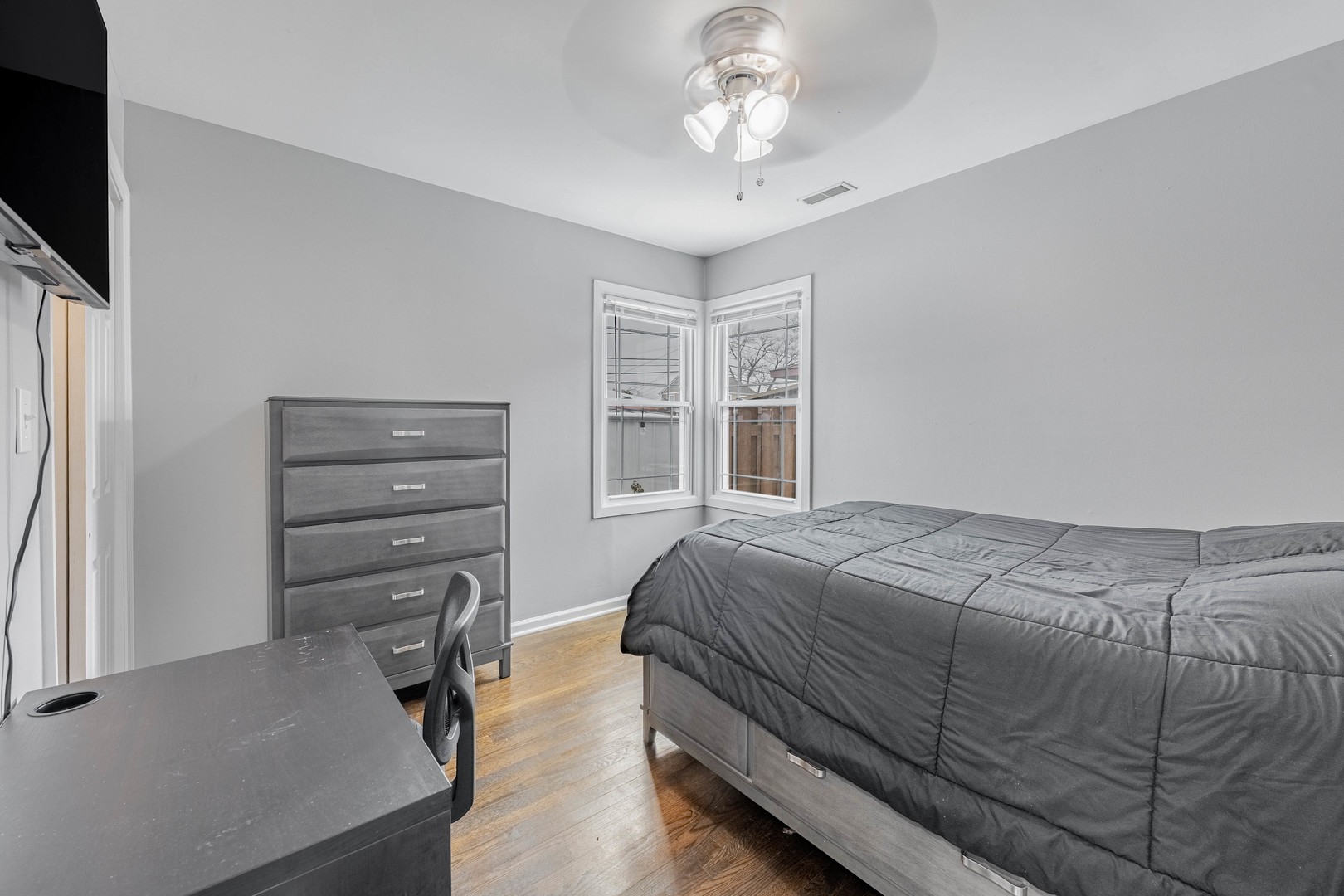 8036 Newland Avenue Burbank, IL 60459 - Photo 12 of 16