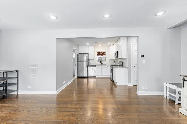 $235,000 | 8036 Newland Avenue, Burbank, IL 60459