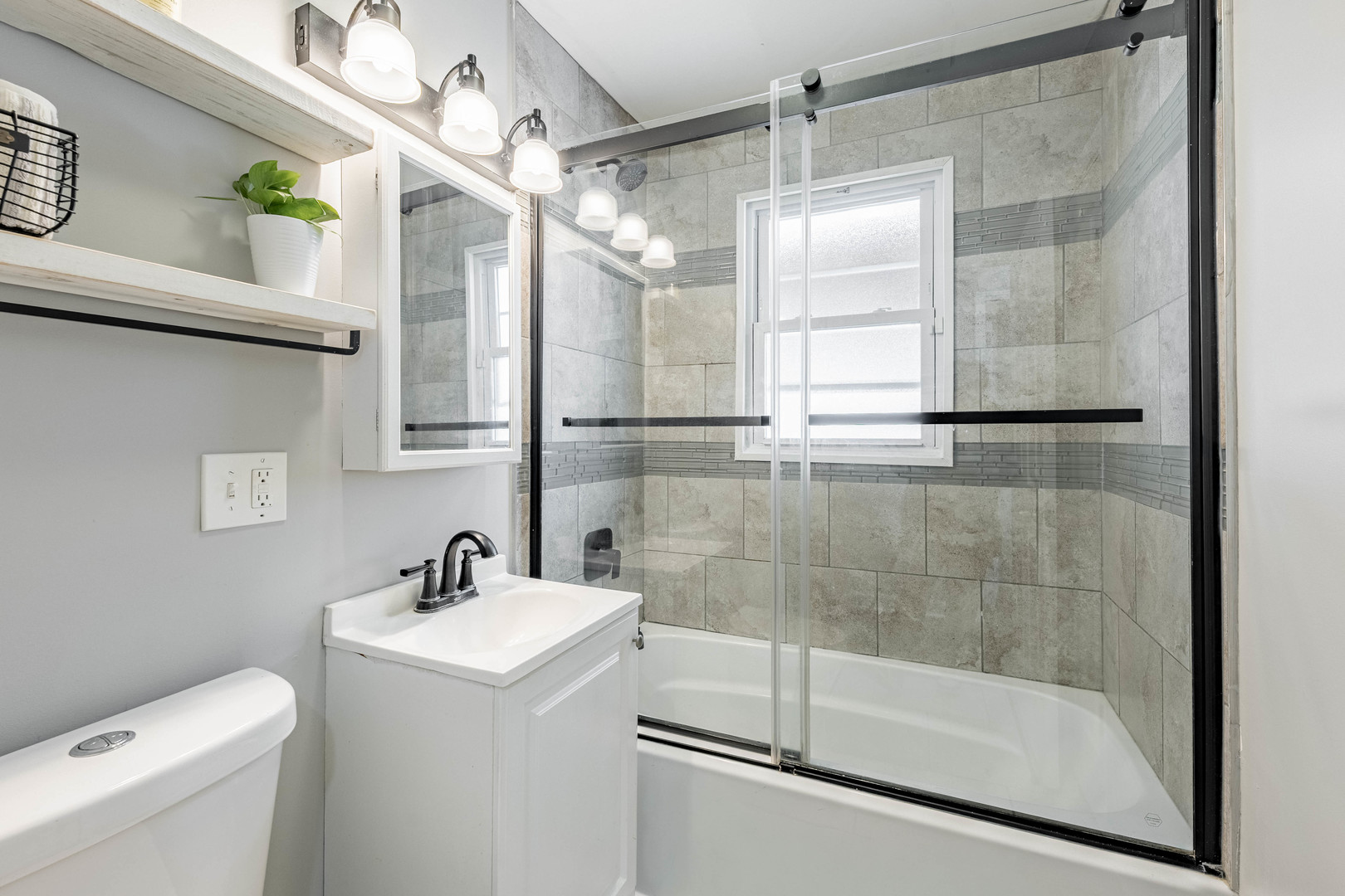 8036 Newland Avenue Burbank, IL 60459 - Photo 10 of 16